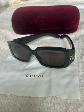 Gucci Black Sunglasses